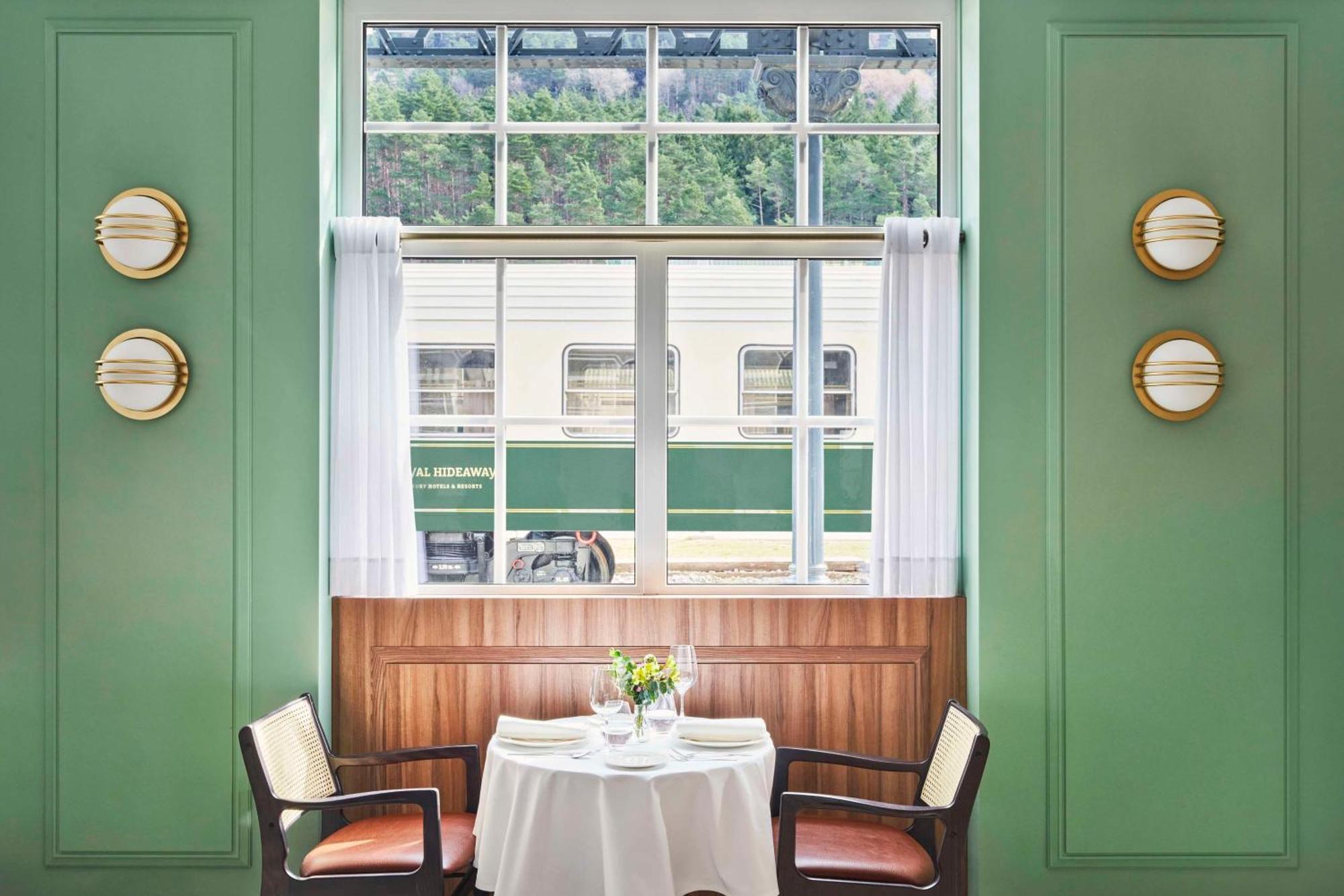 Canfranc Estacion, A Royal Hideaway Hotel - Gran Lujo Exterior foto The Green Room